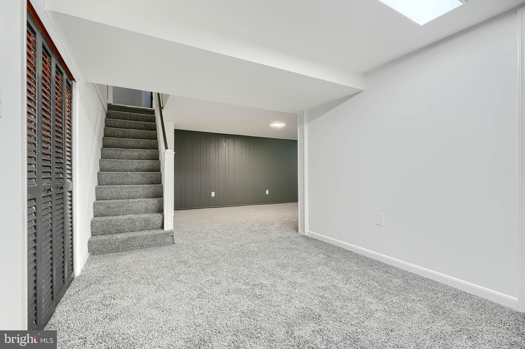 HARWOOD MANOR - Residential