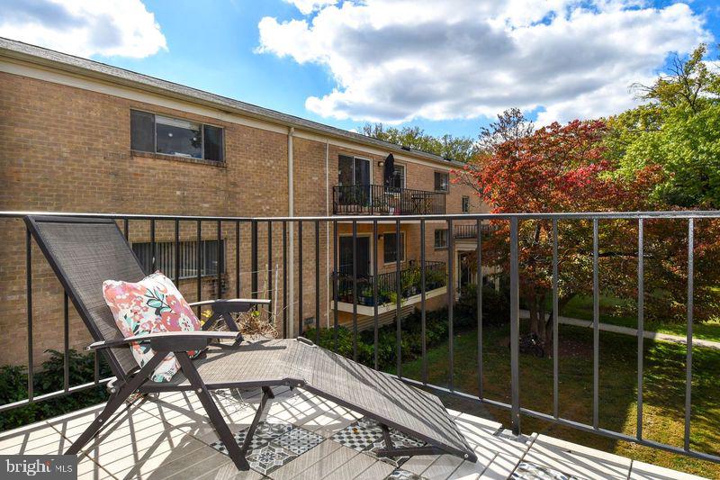 PARKSIDE CONDOMINIUMS - Residential