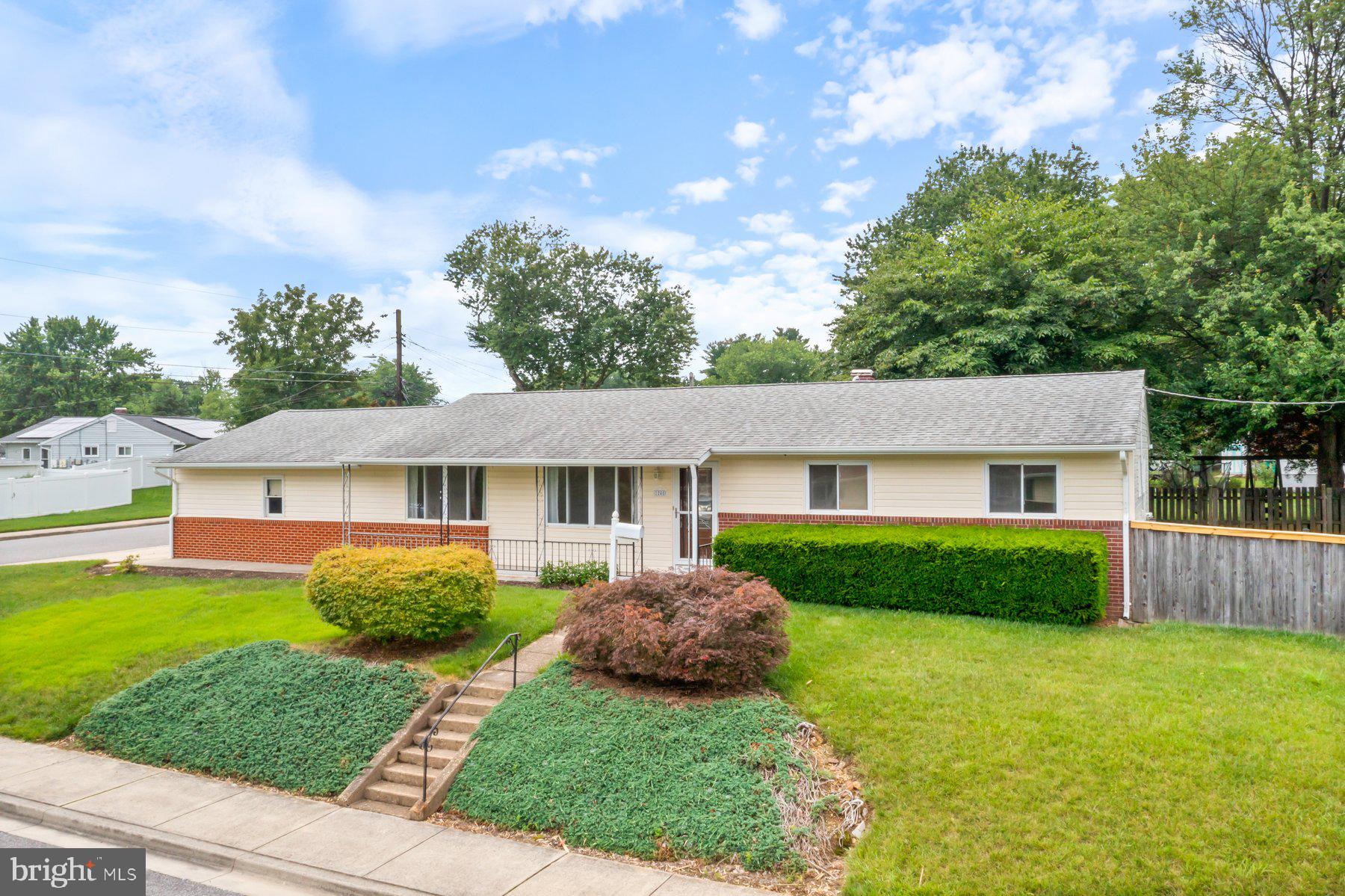 1245 BALIOL LANE