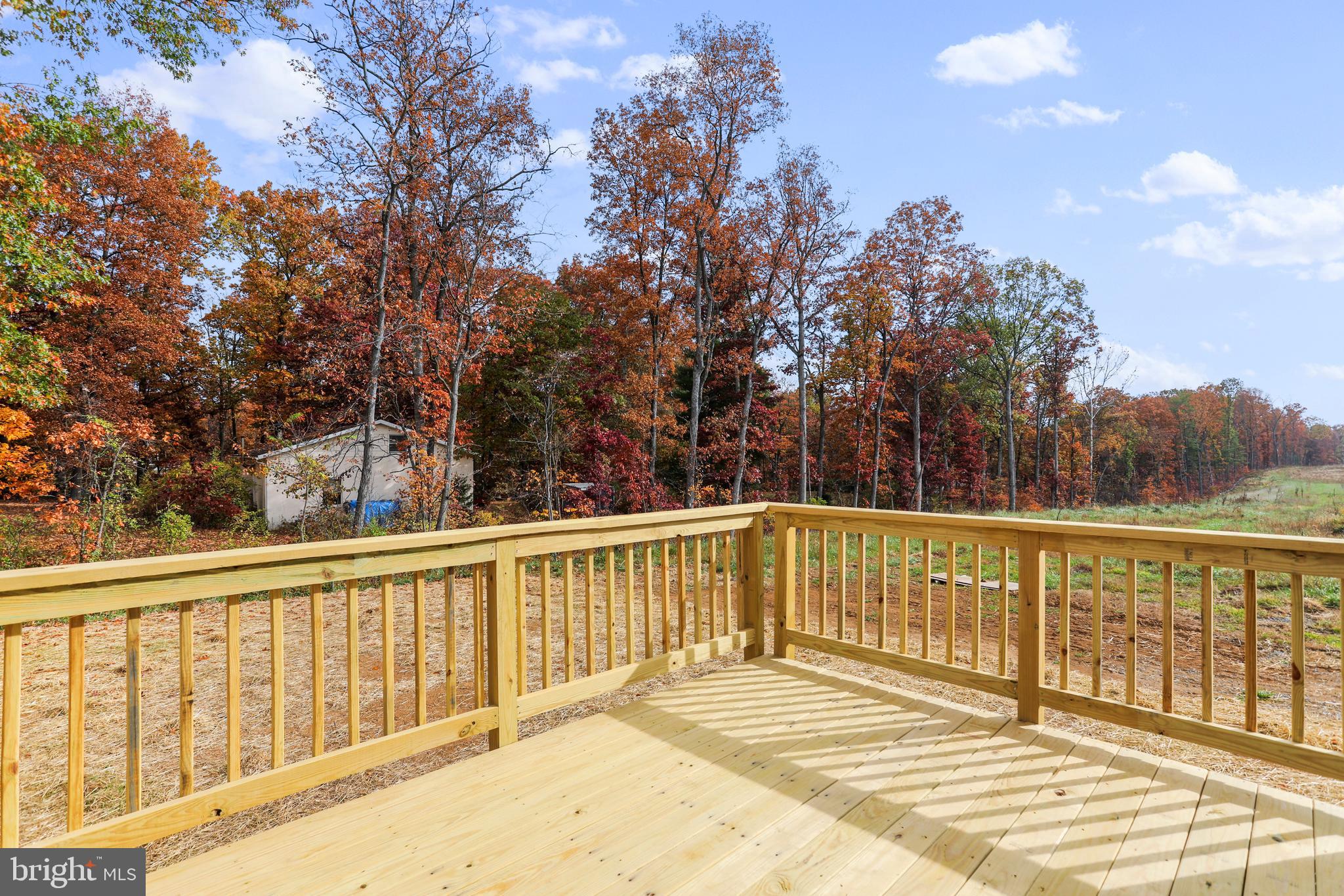 MIDDLE CREEK VISTAS - Residential