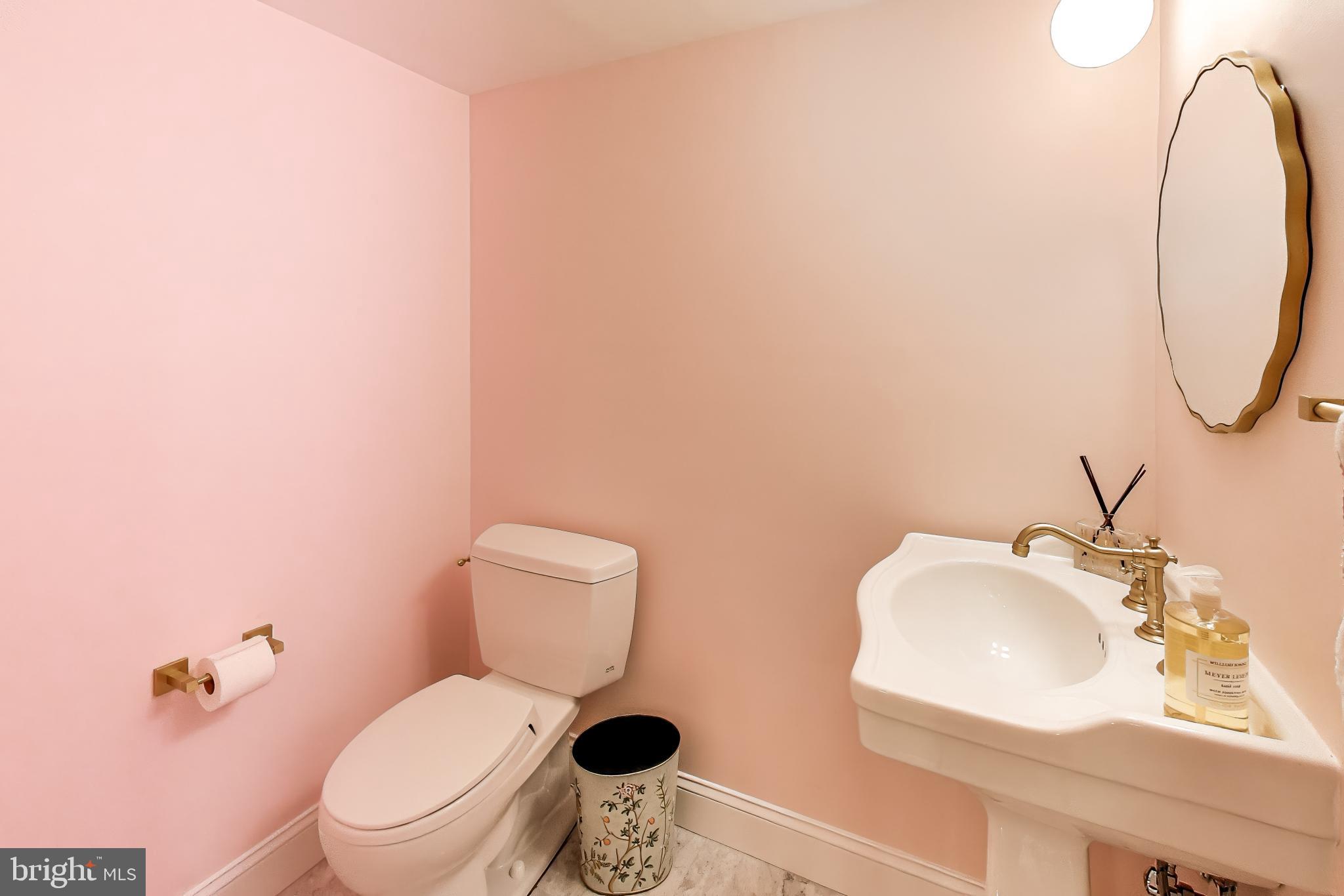 WESTMORELAND HILLS - Residential