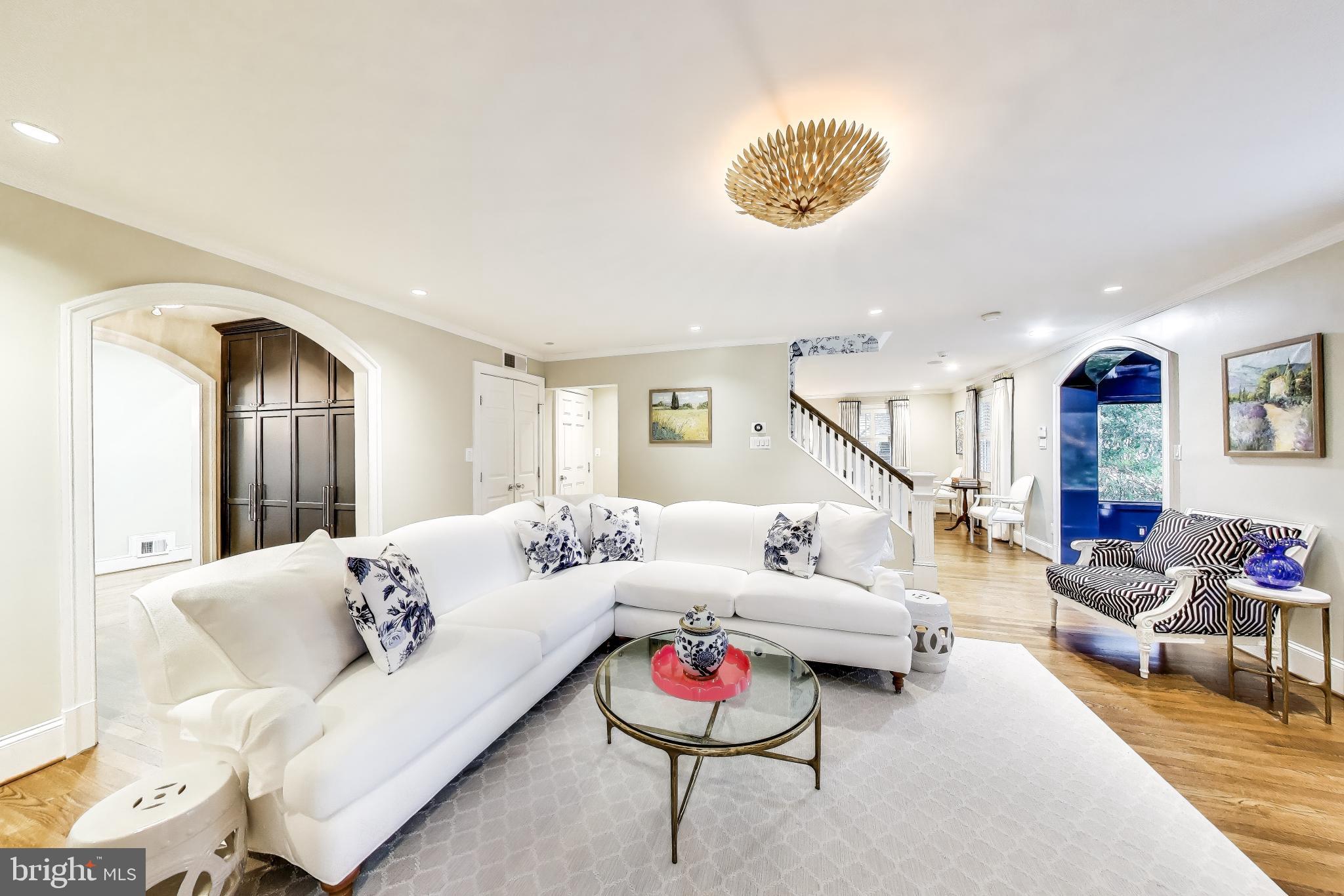 WESTMORELAND HILLS - Residential