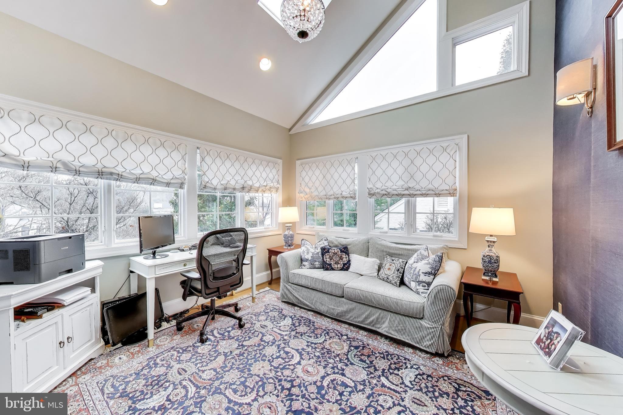 WESTMORELAND HILLS - Residential