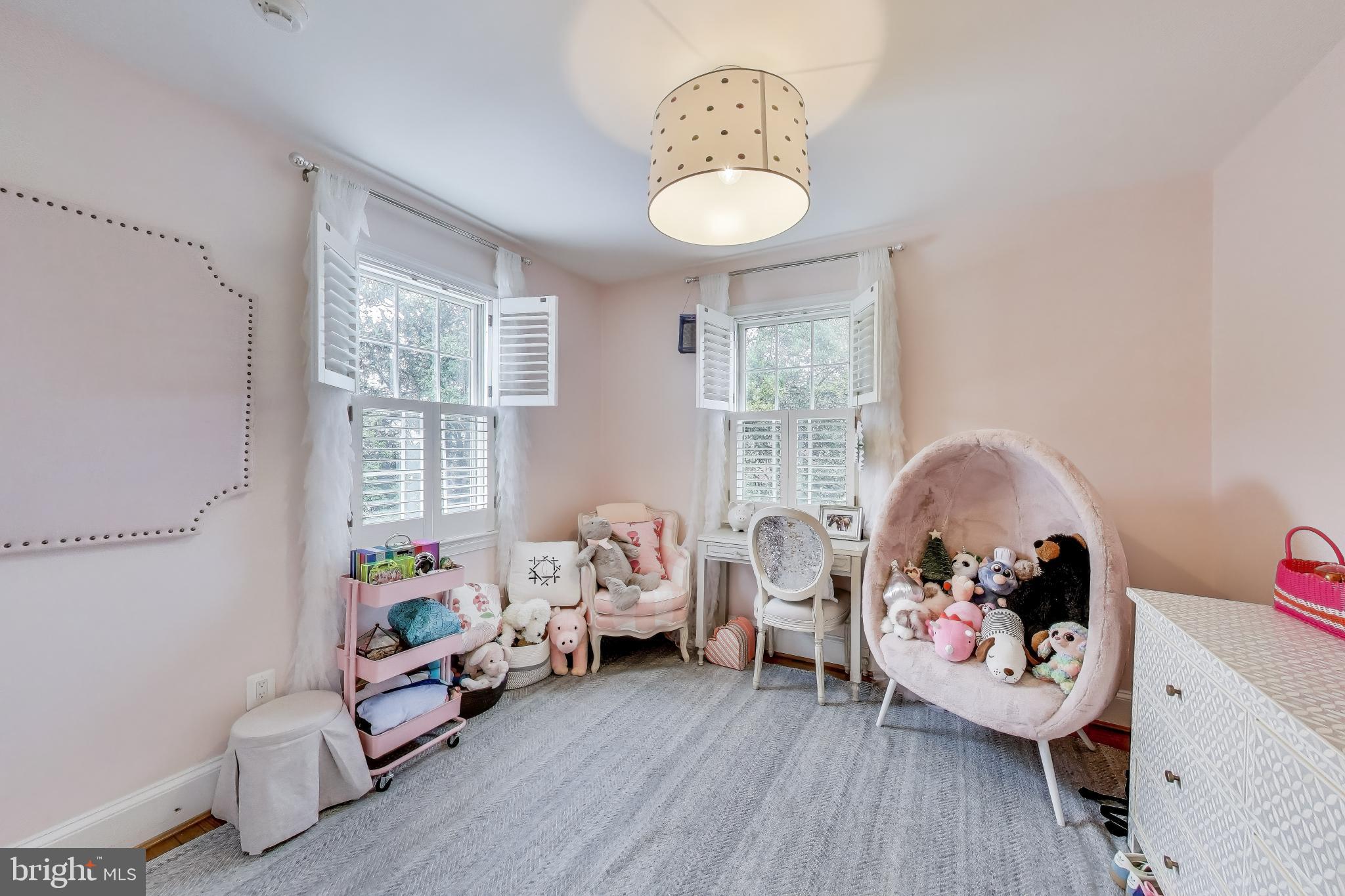 WESTMORELAND HILLS - Residential