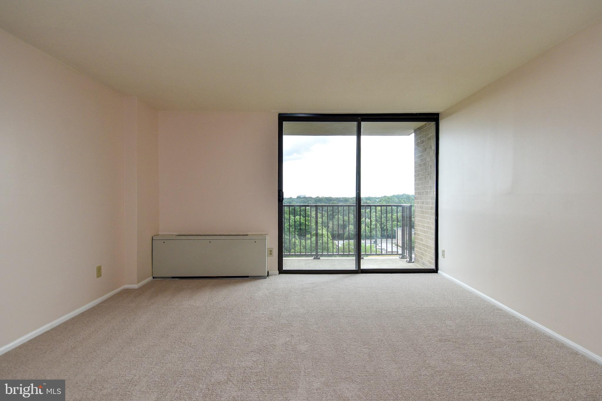 ROCKVILLE - Residential