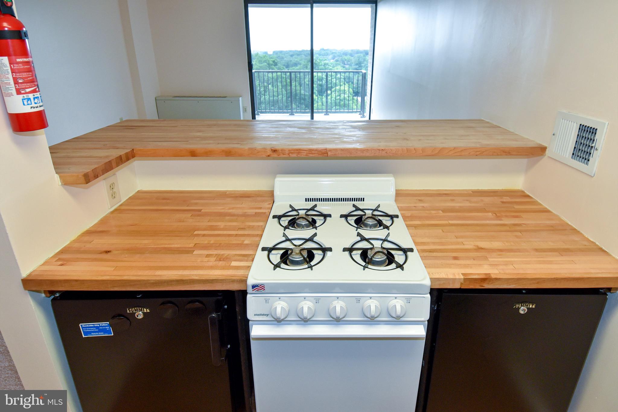 ROCKVILLE - Residential