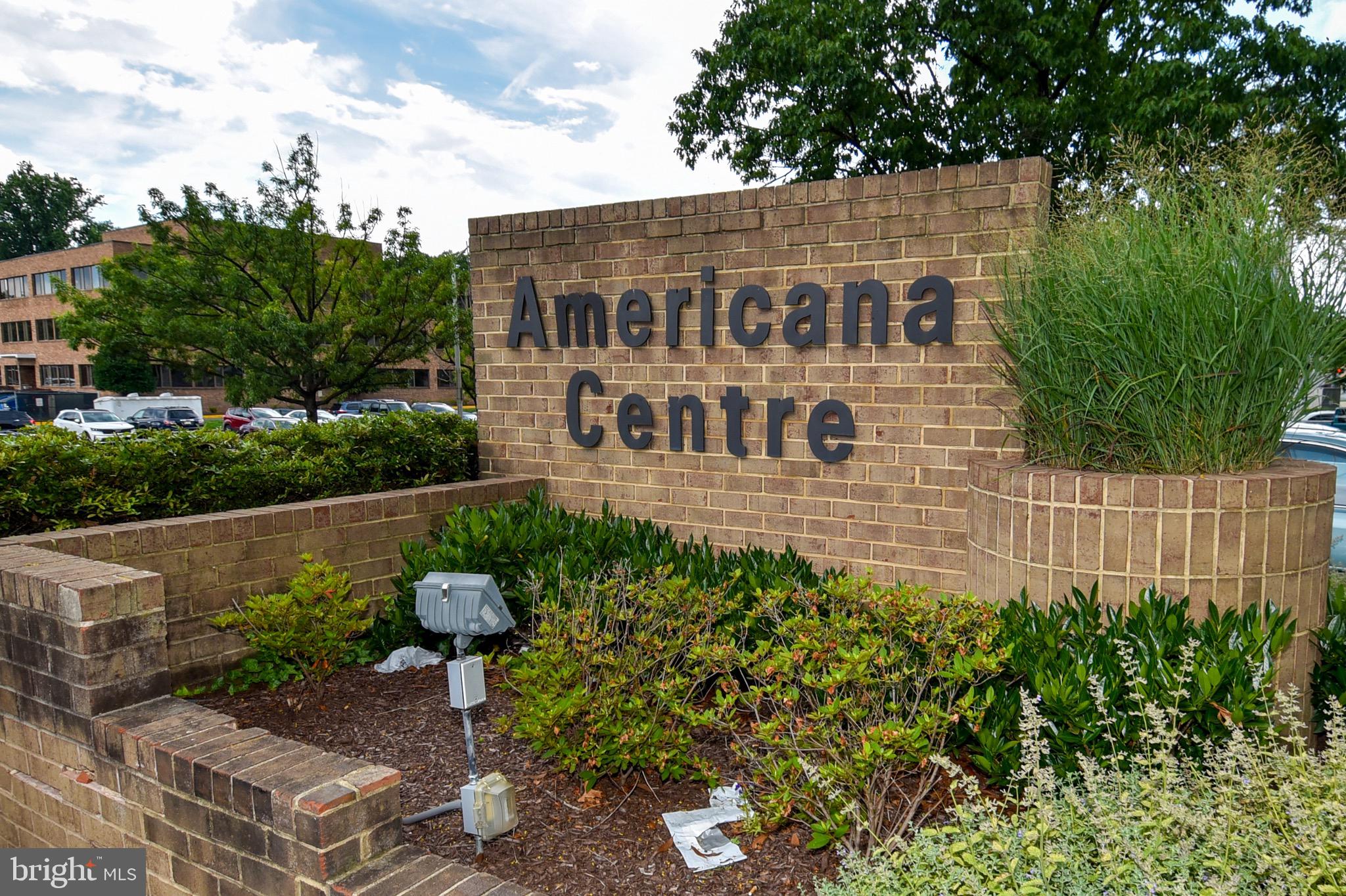 ROCKVILLE - Residential