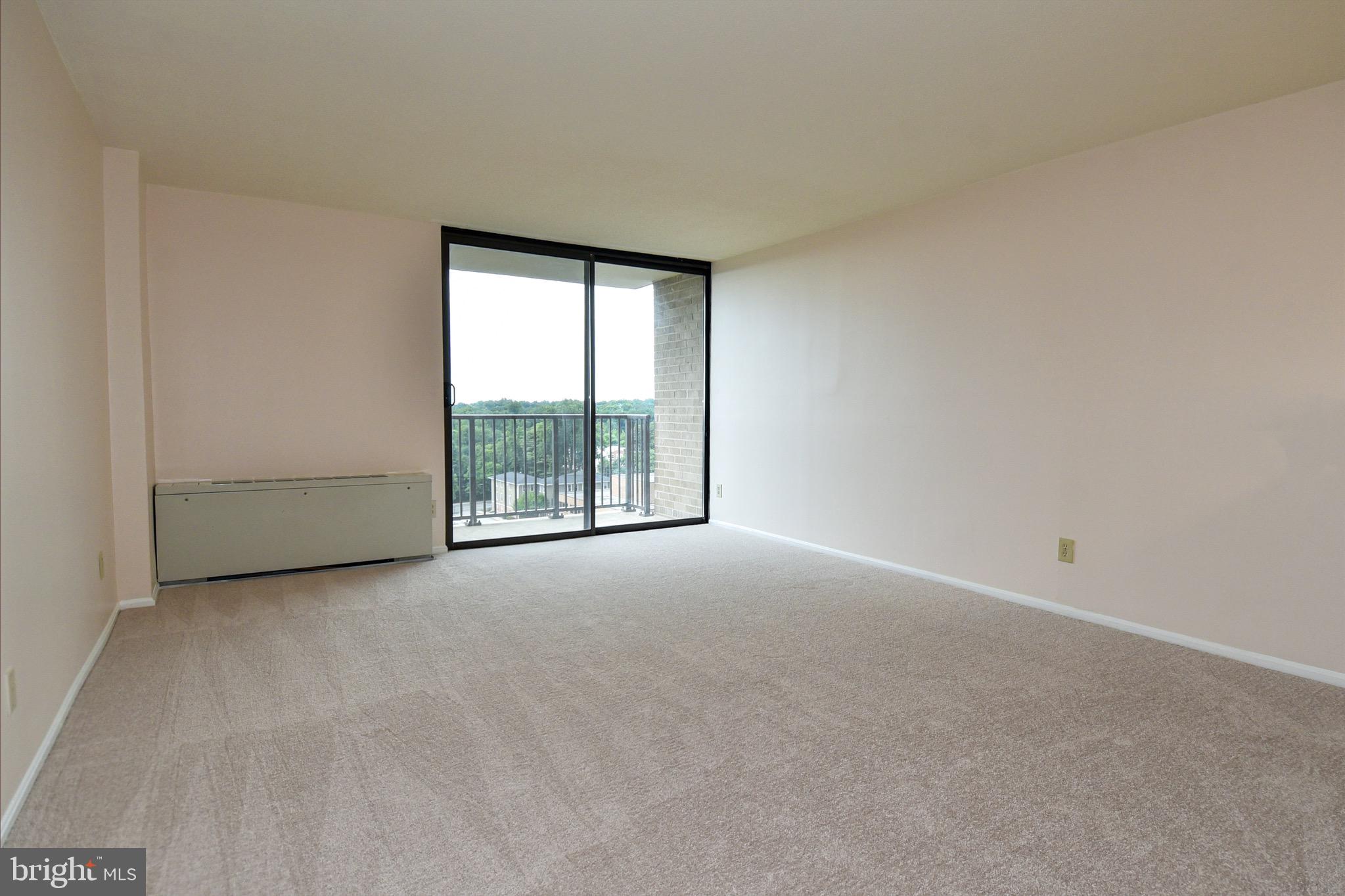 ROCKVILLE - Residential