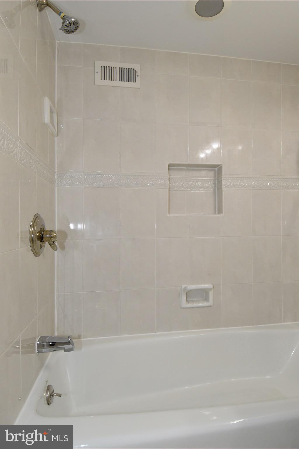 ROCKVILLE - Residential