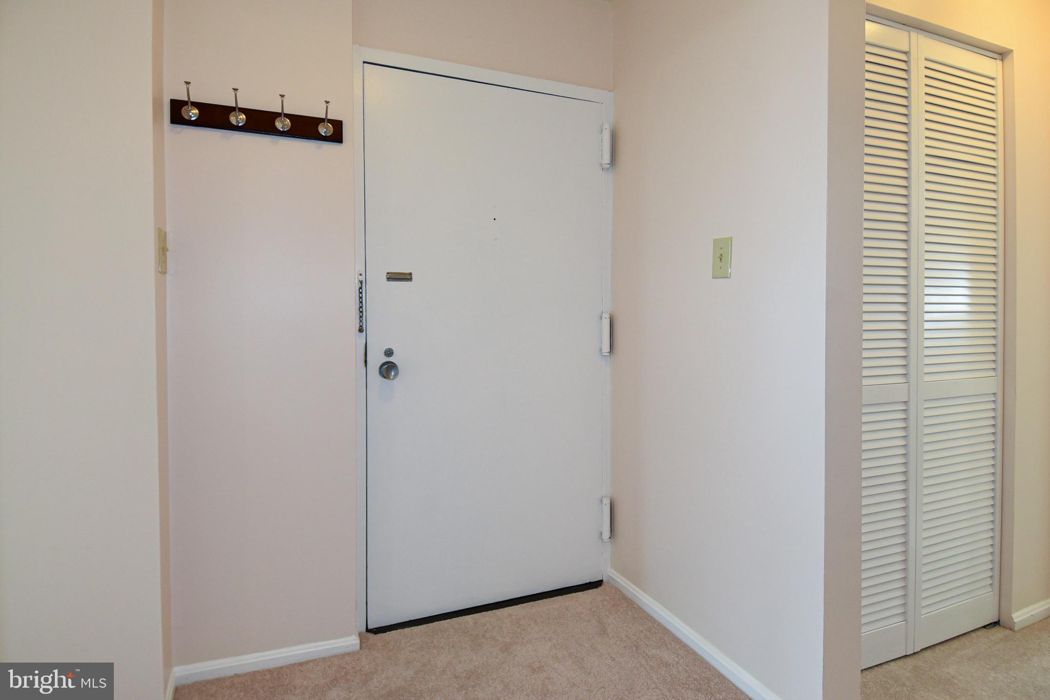 ROCKVILLE - Residential