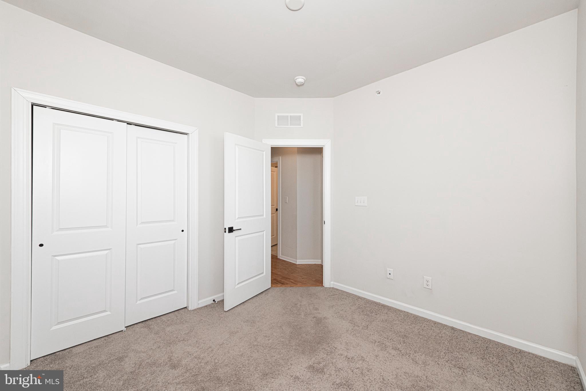 STEELPOINTE - Residential