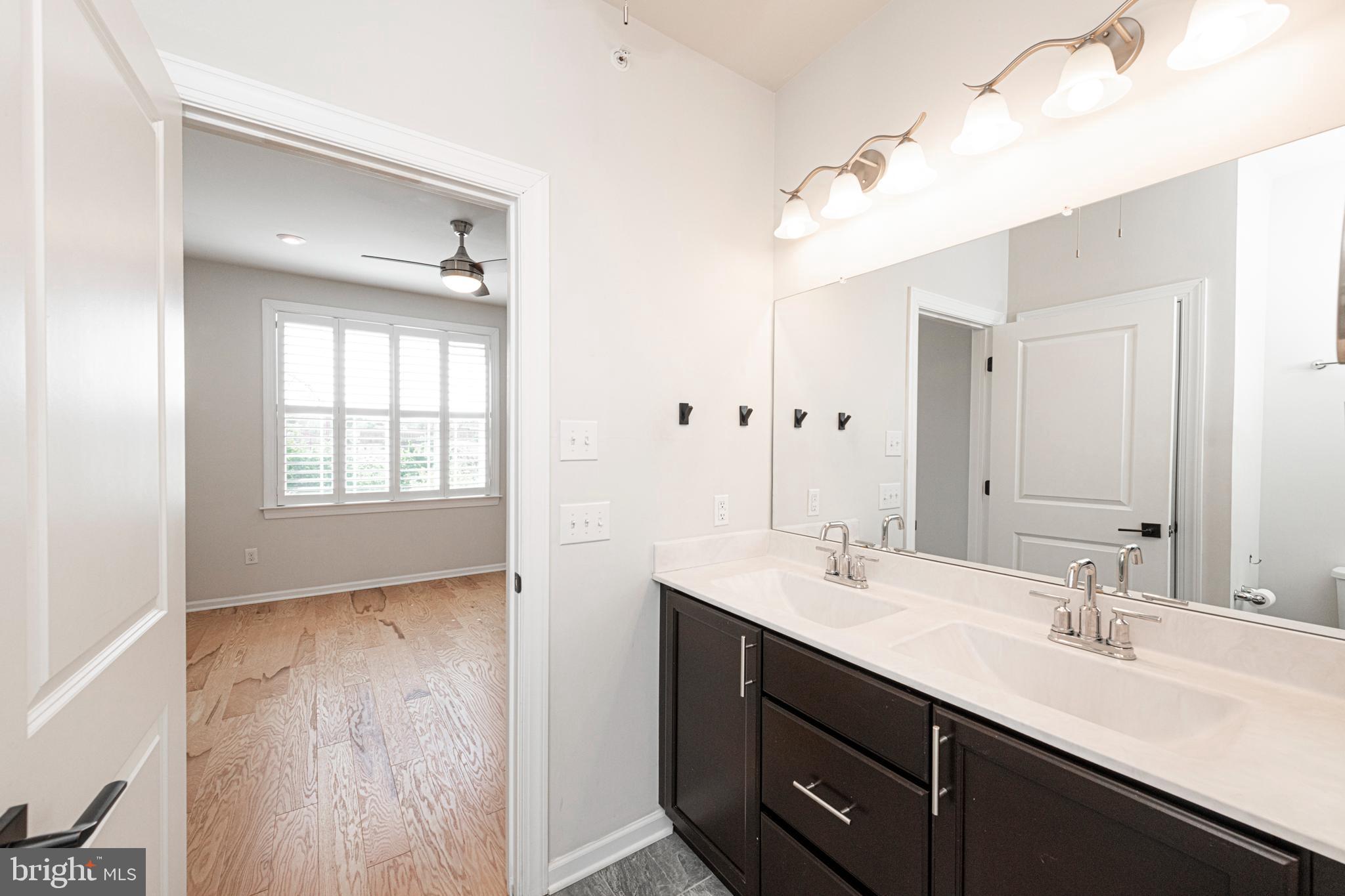 STEELPOINTE - Residential