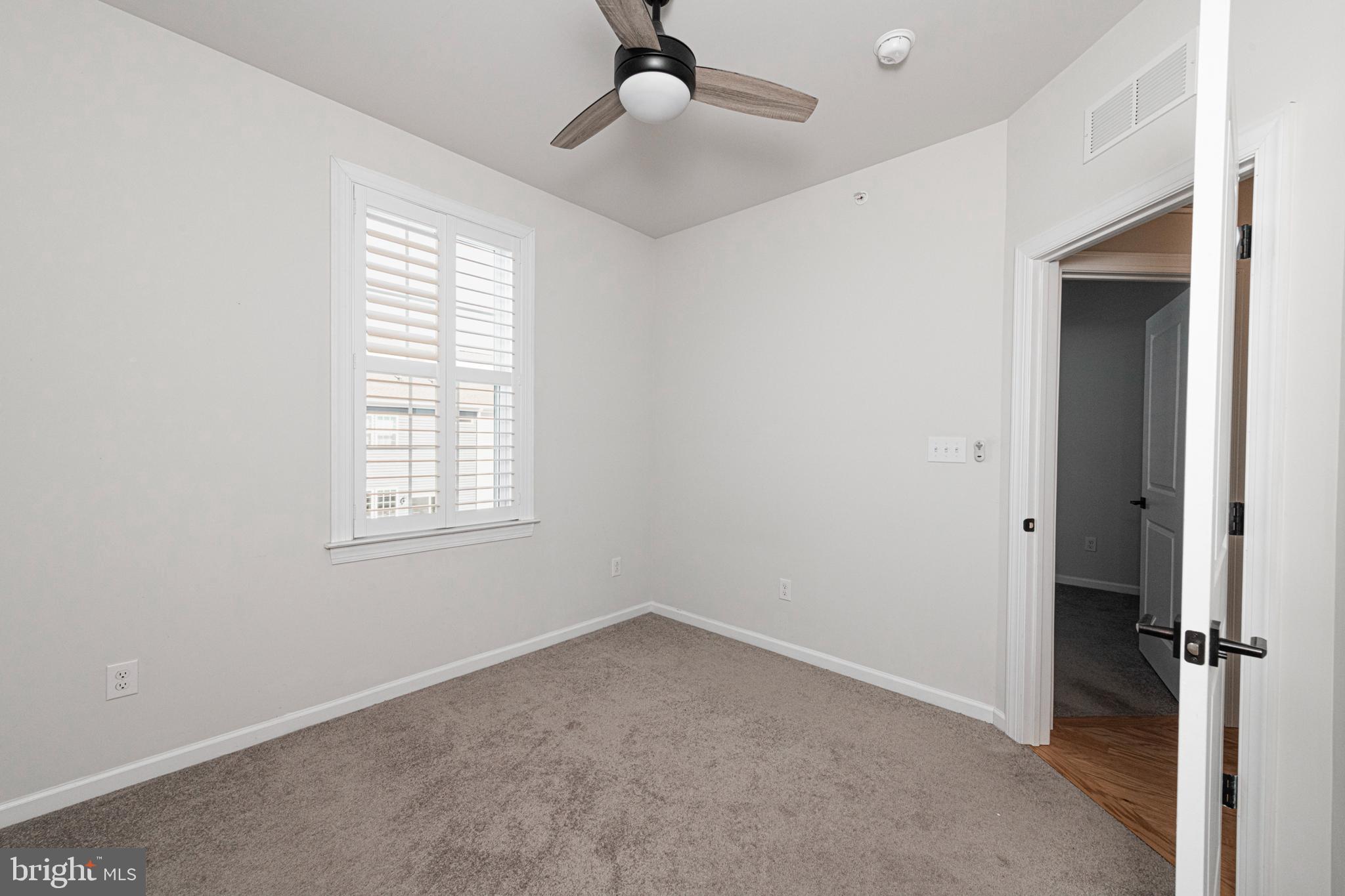 STEELPOINTE - Residential