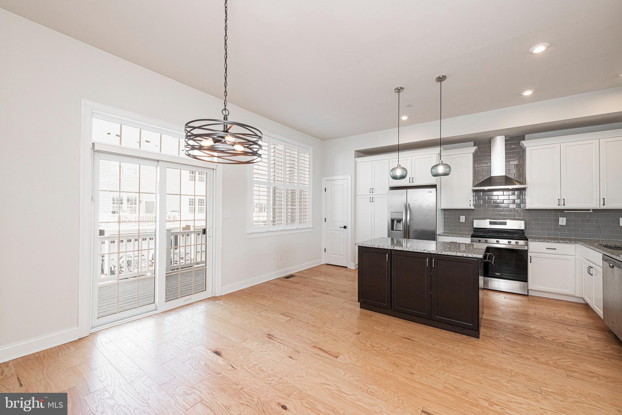 STEELPOINTE - Residential