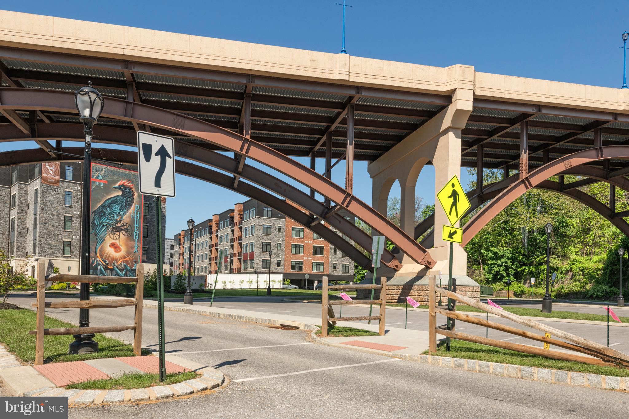 STEELPOINTE - Residential