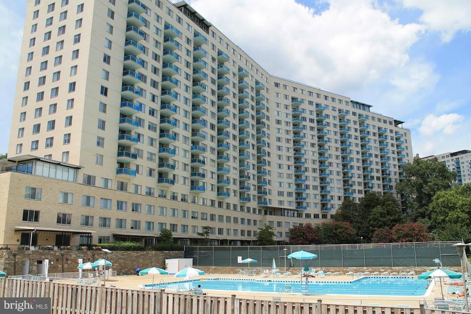 GROSVENOR PARK - Residential