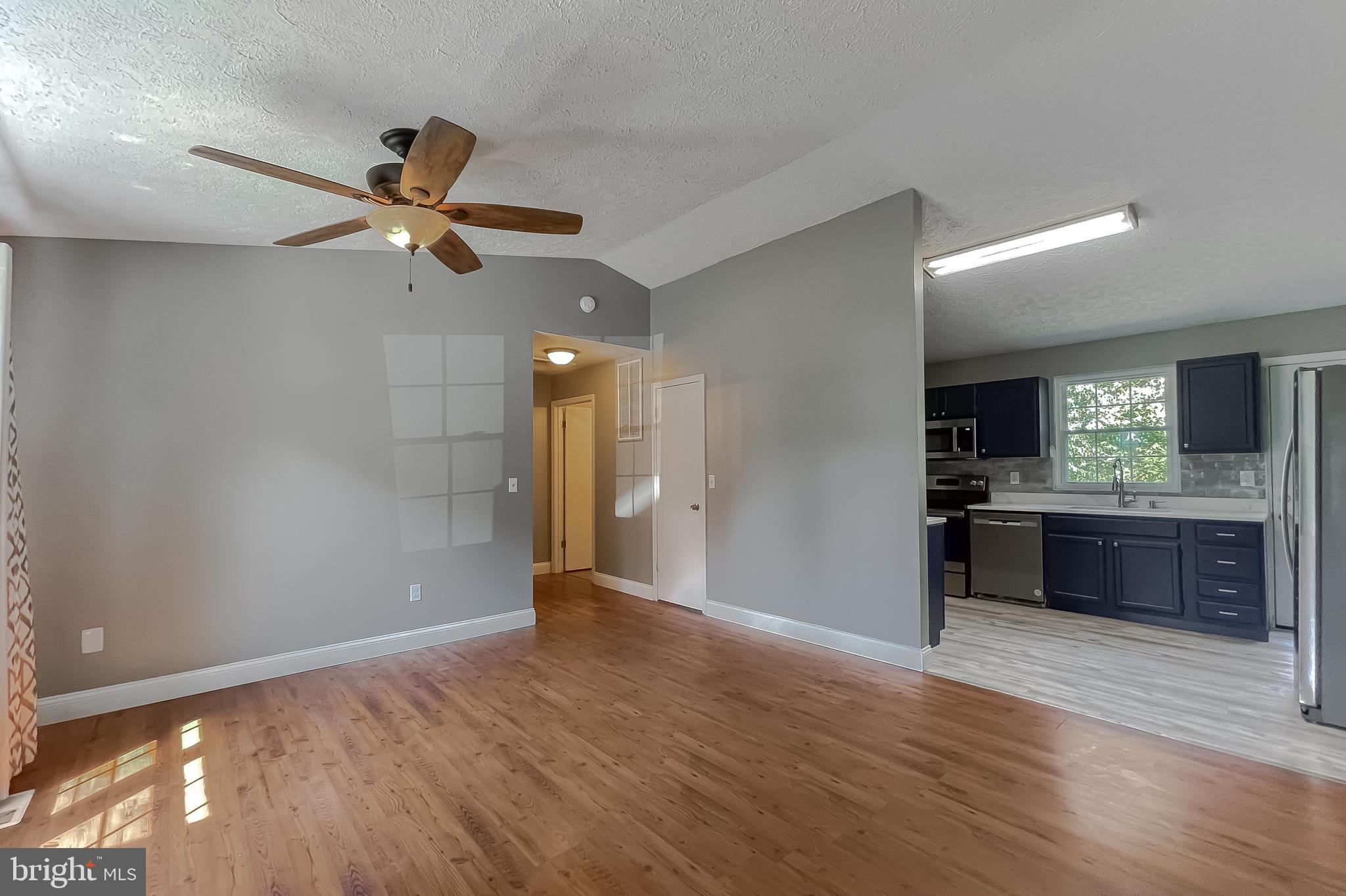 327 WHITE SANDS DRIVE