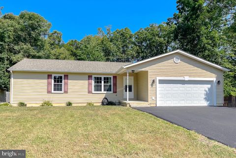 327 WHITE SANDS DRIVE LUSBY MD 20657