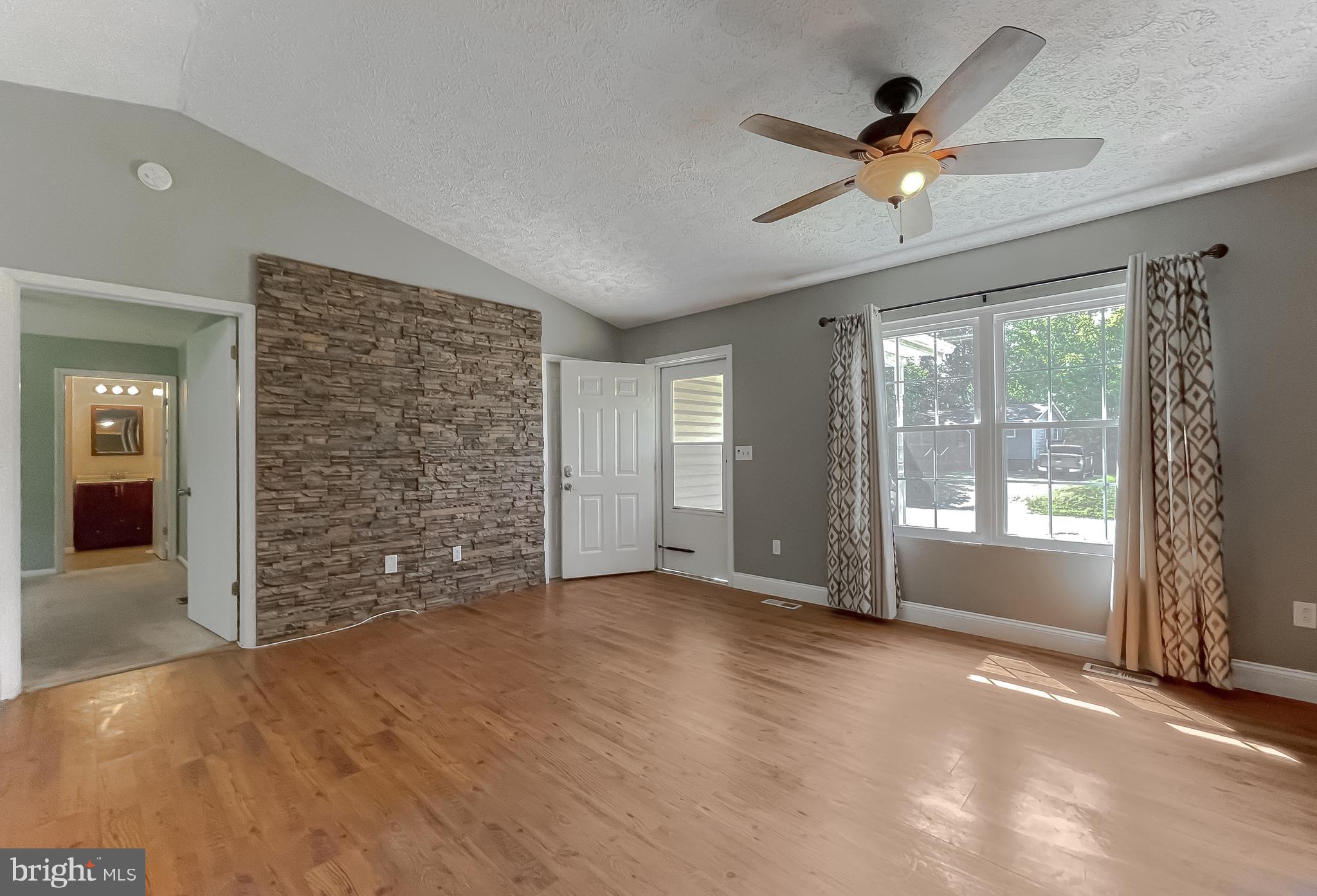 327 WHITE SANDS DRIVE