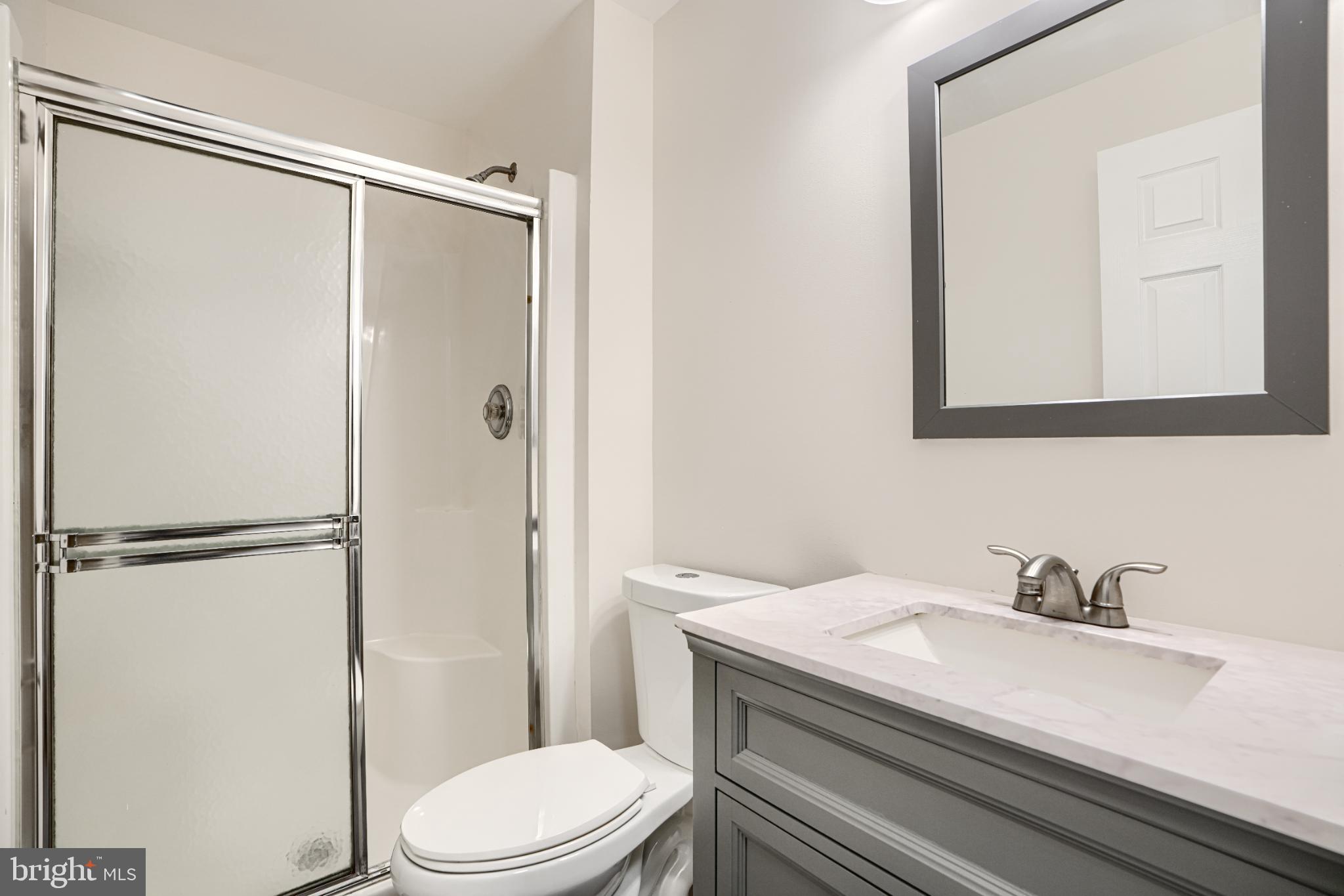 DEERBORNE - Residential Lease