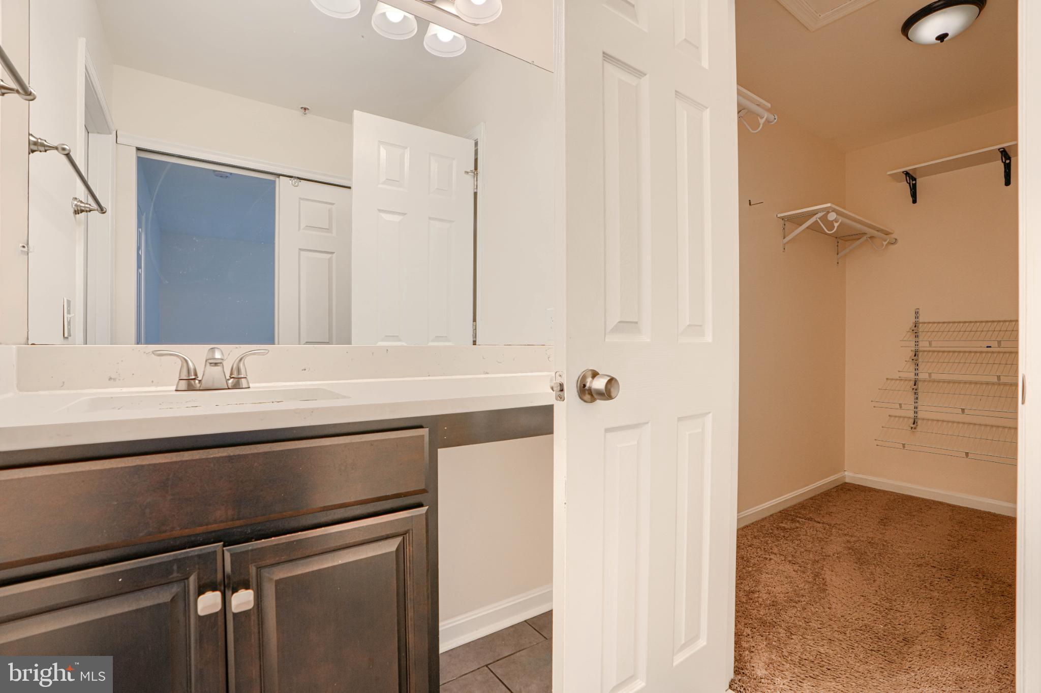 DEERBORNE - Residential Lease