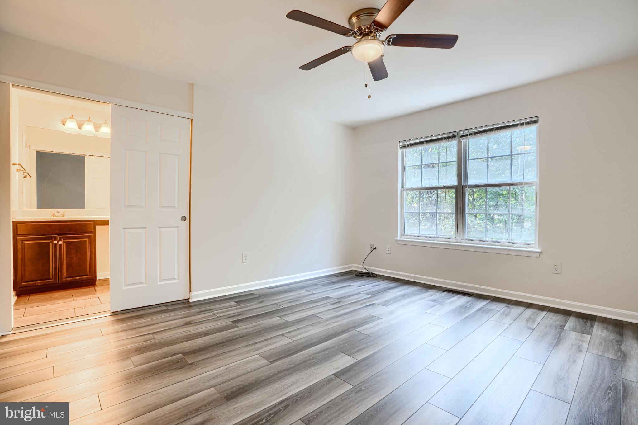 DEERBORNE - Residential Lease