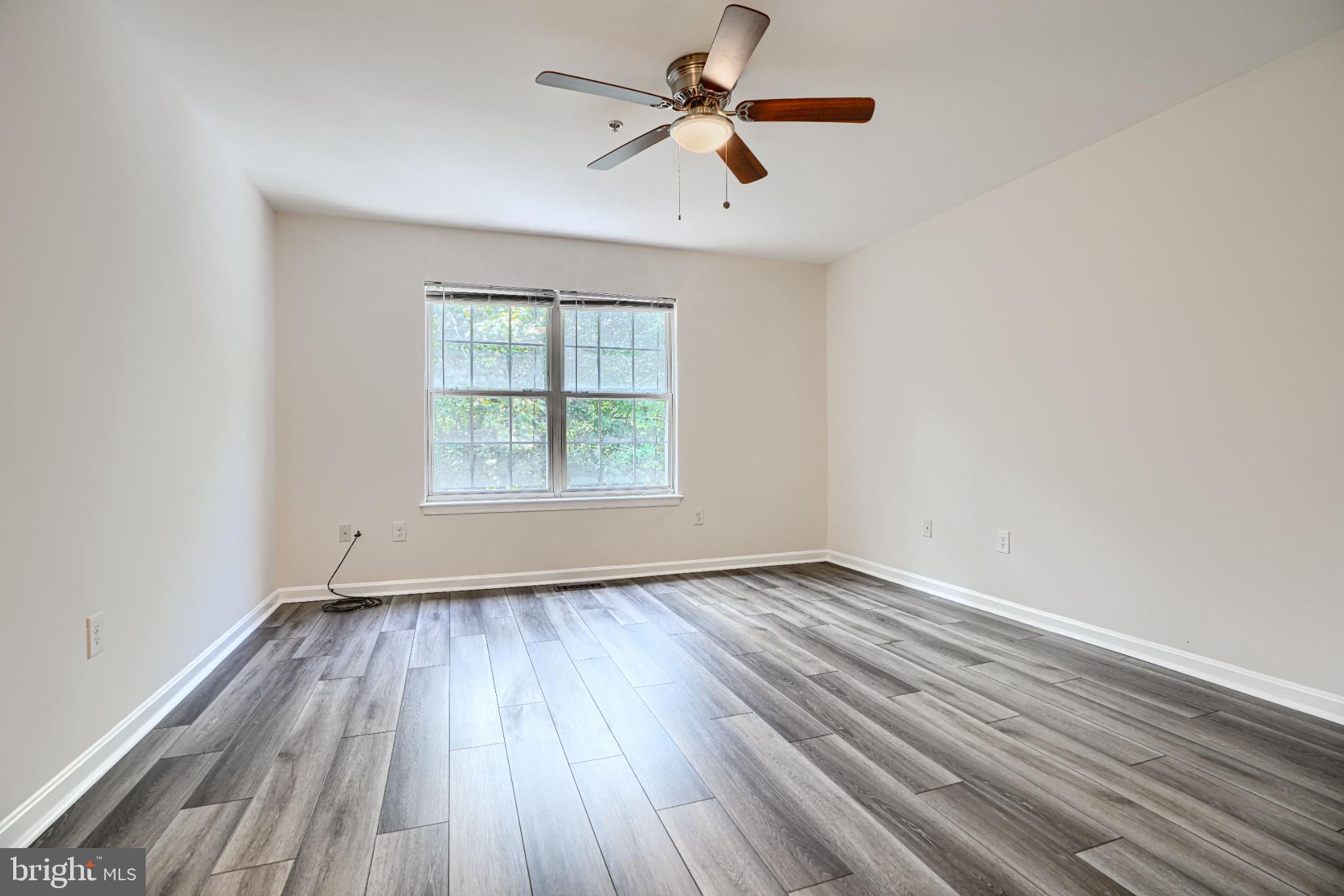 DEERBORNE - Residential Lease