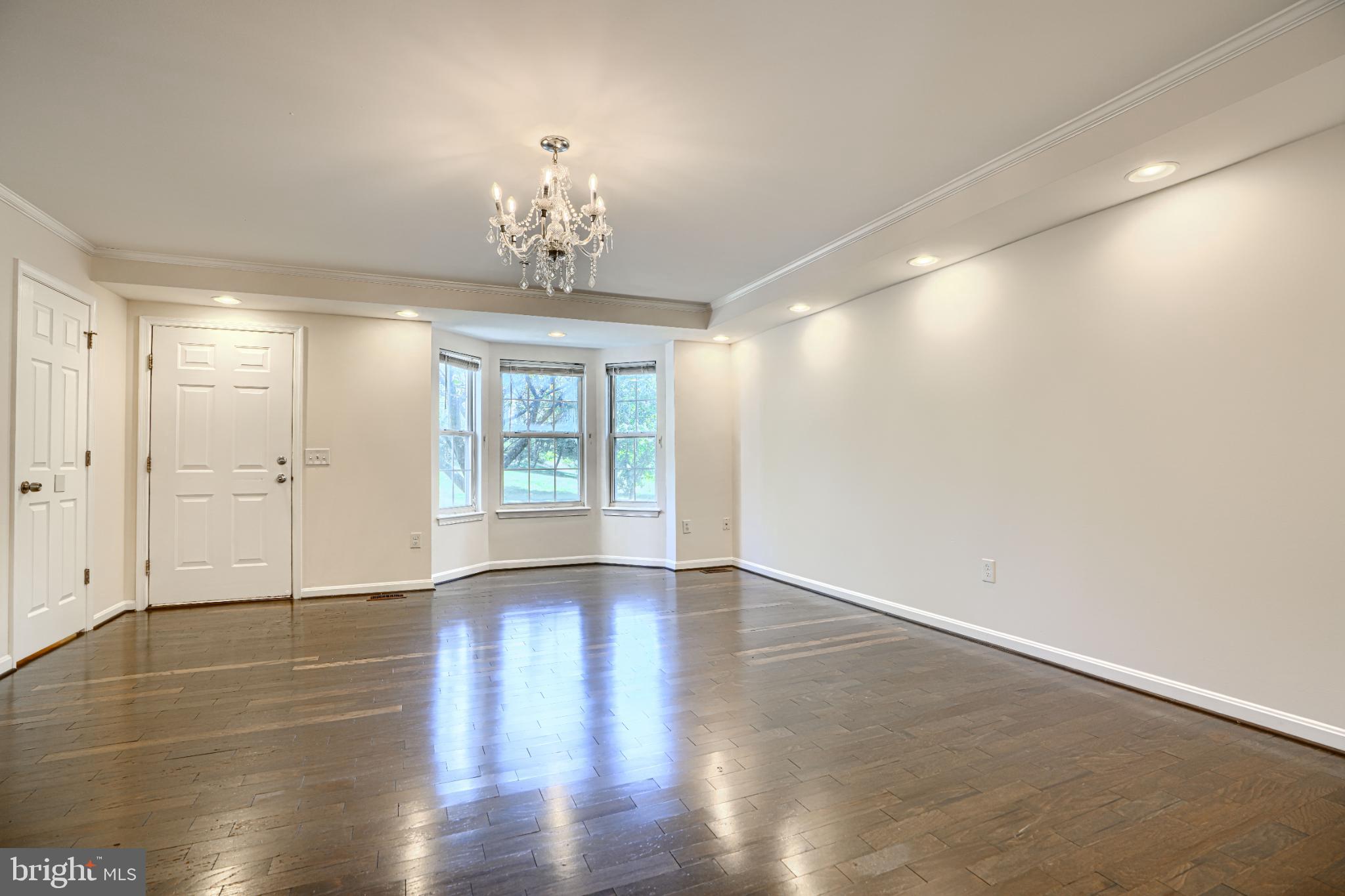 DEERBORNE - Residential Lease