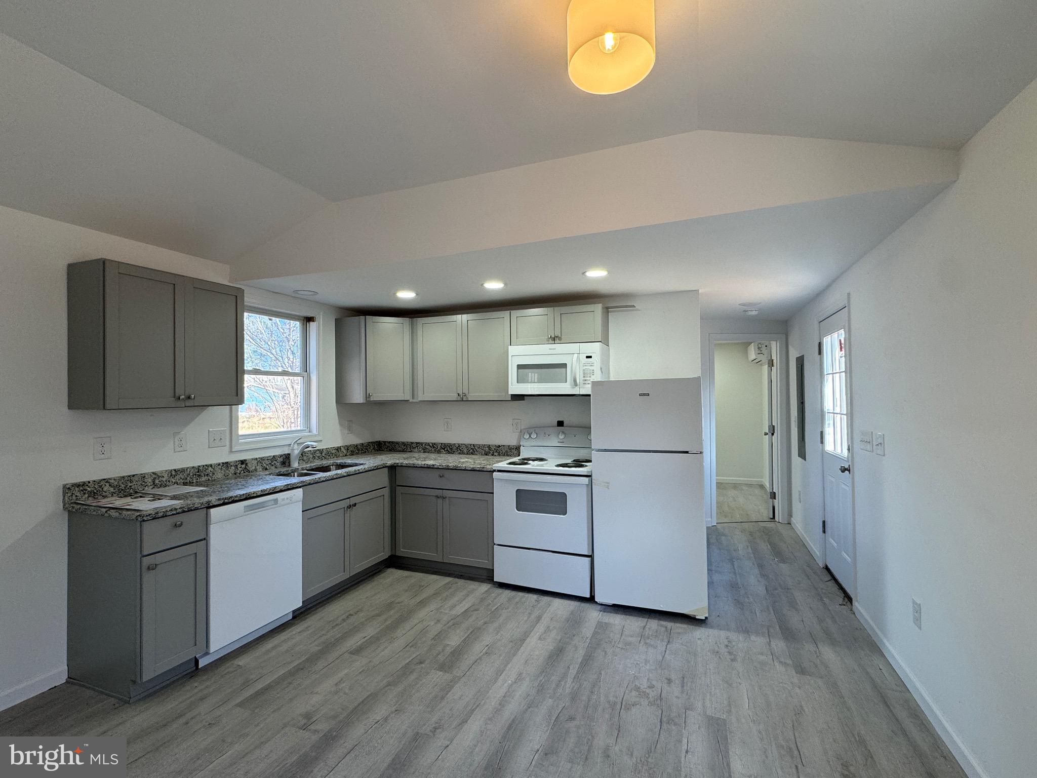 OAK ACRES - Residential