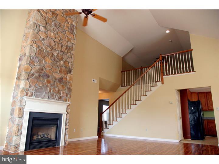 MILL RUN - Residential Lease