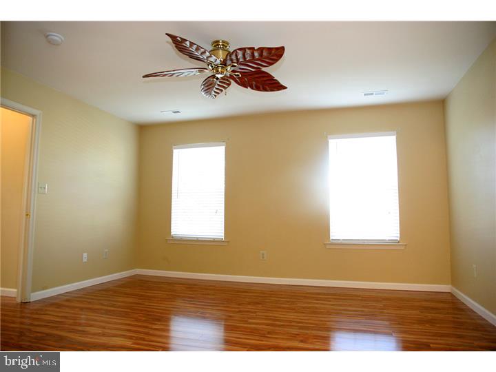 MILL RUN - Residential Lease