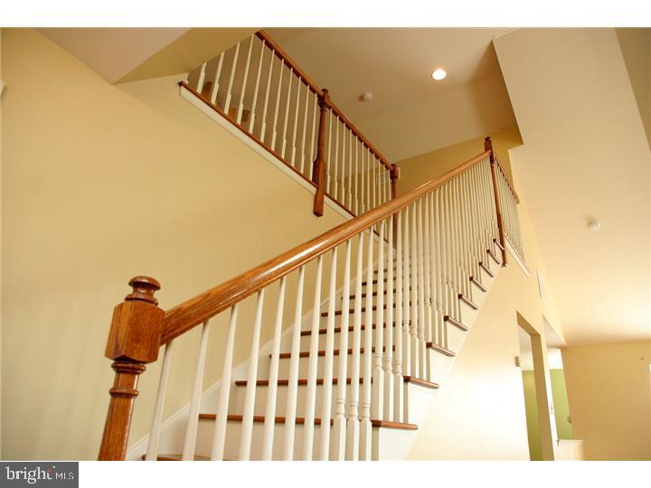 MILL RUN - Residential Lease