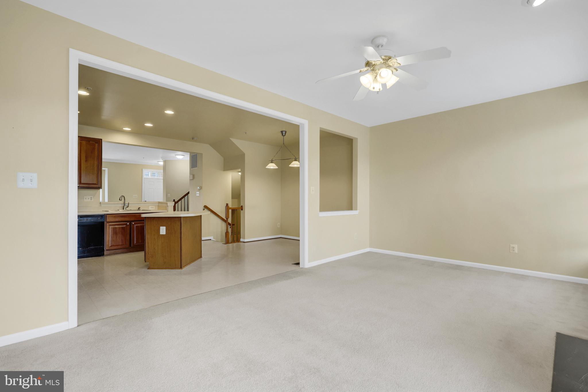 VILLAGES OF URBANA - Residential