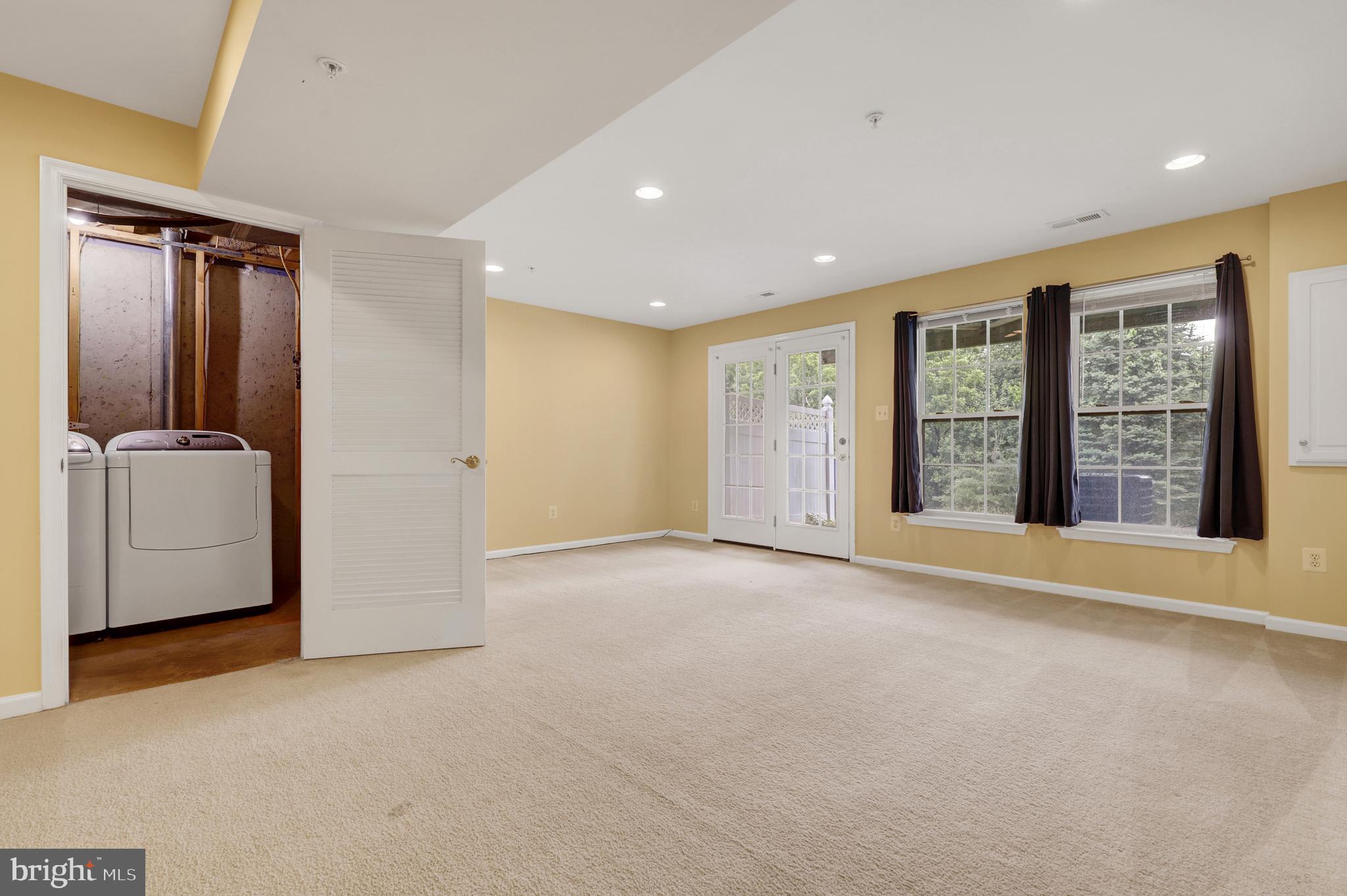 VILLAGES OF URBANA - Residential