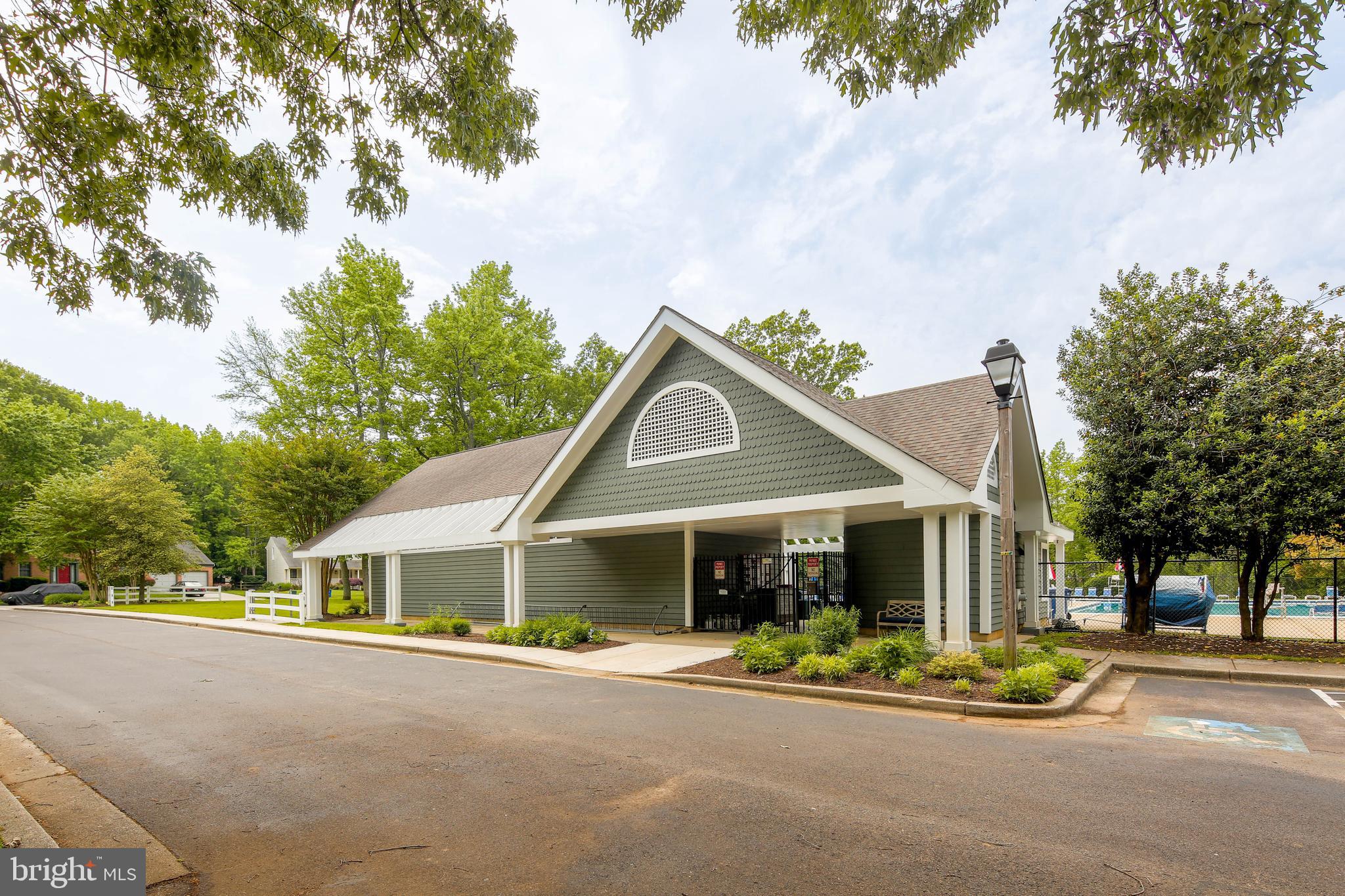 HUNT MEADOW - Residential