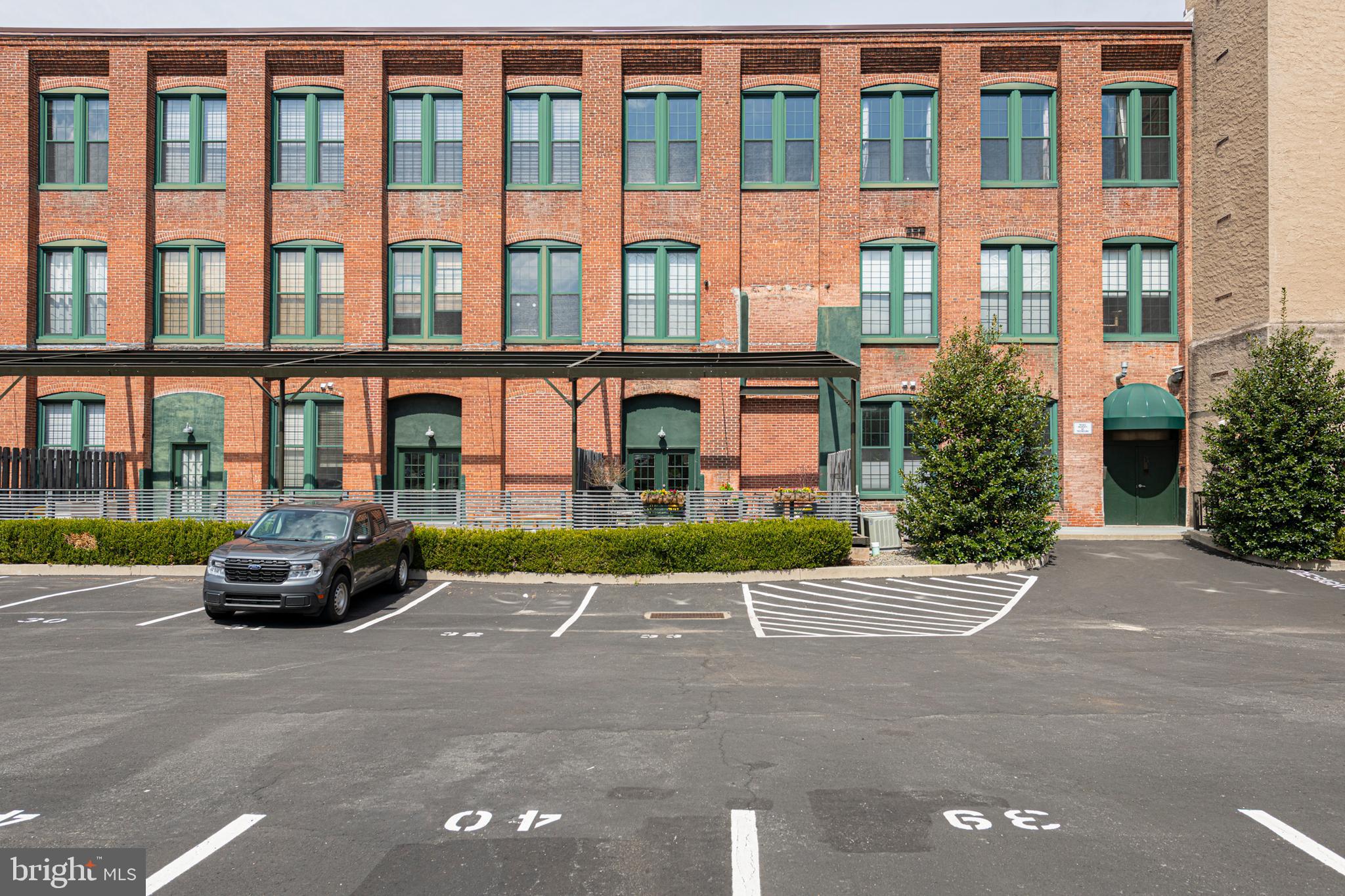 200 LINCOLN AVENUE 131