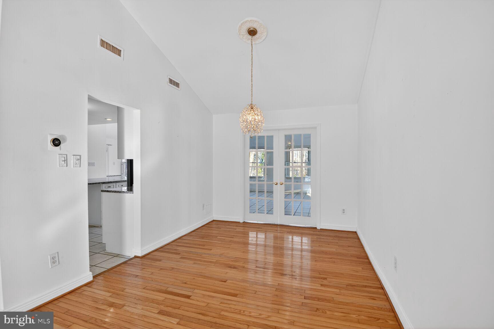 CROFTON PARK - Residential