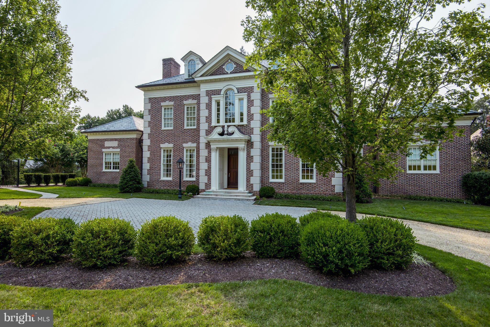 LANGLEY OAKS - Residential