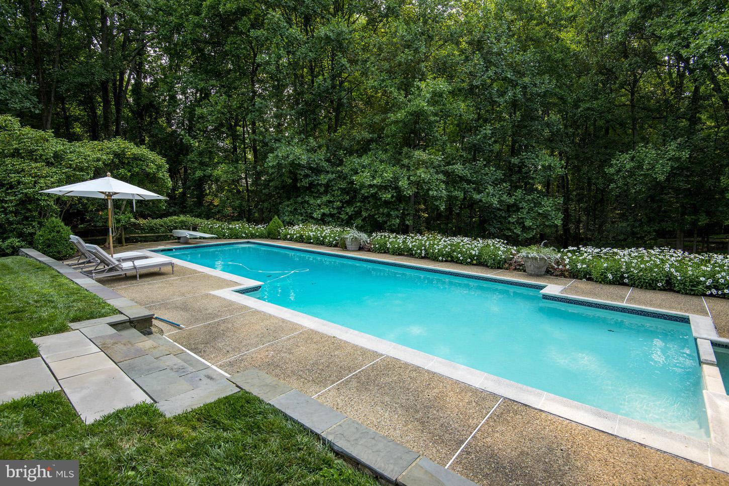 LANGLEY OAKS - Residential