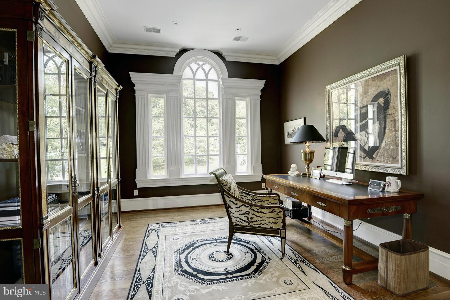 LANGLEY OAKS - Residential