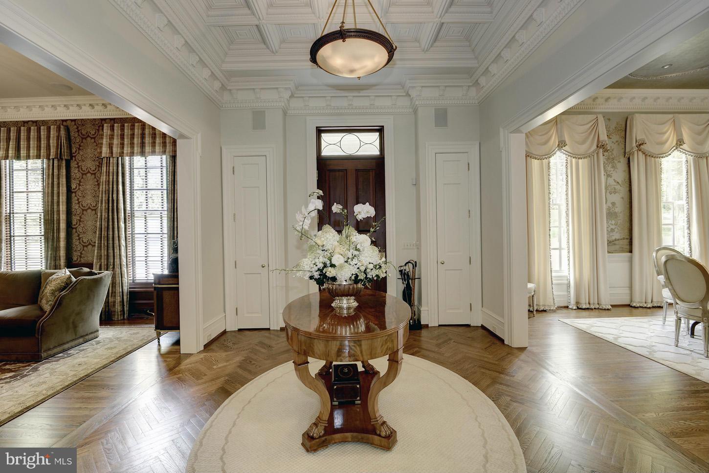 LANGLEY OAKS - Residential