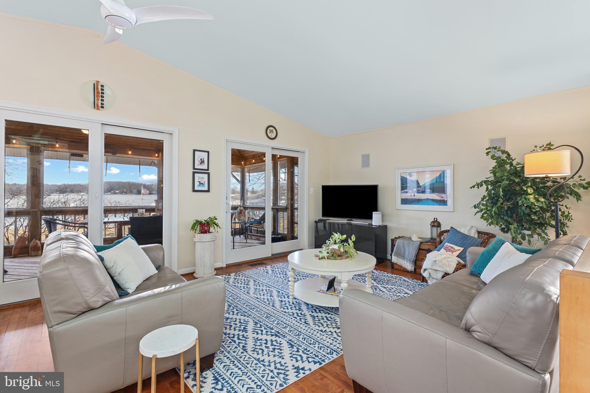 BAY RIDGE - Residential