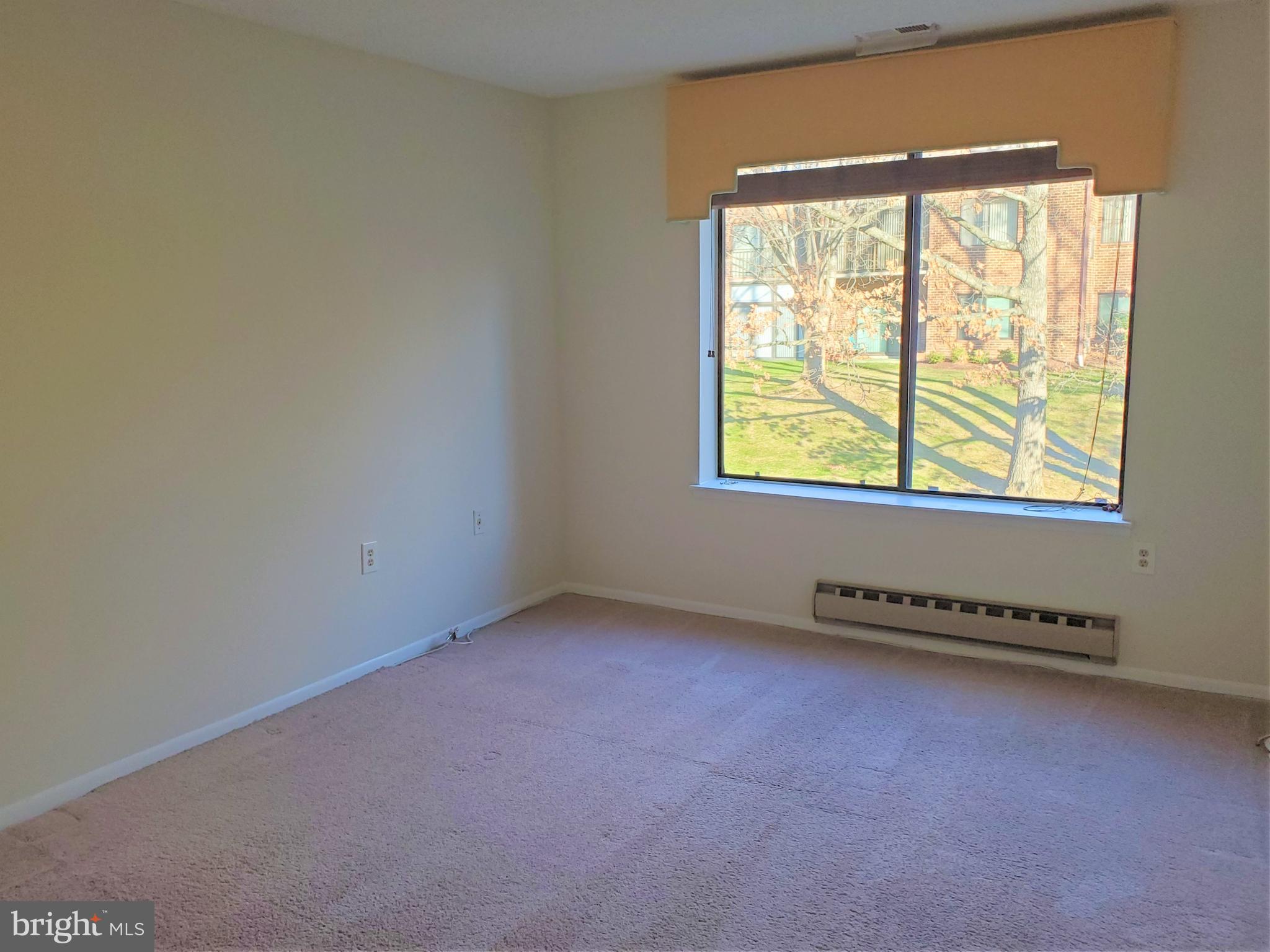 LEISURE WORLD - Residential Lease