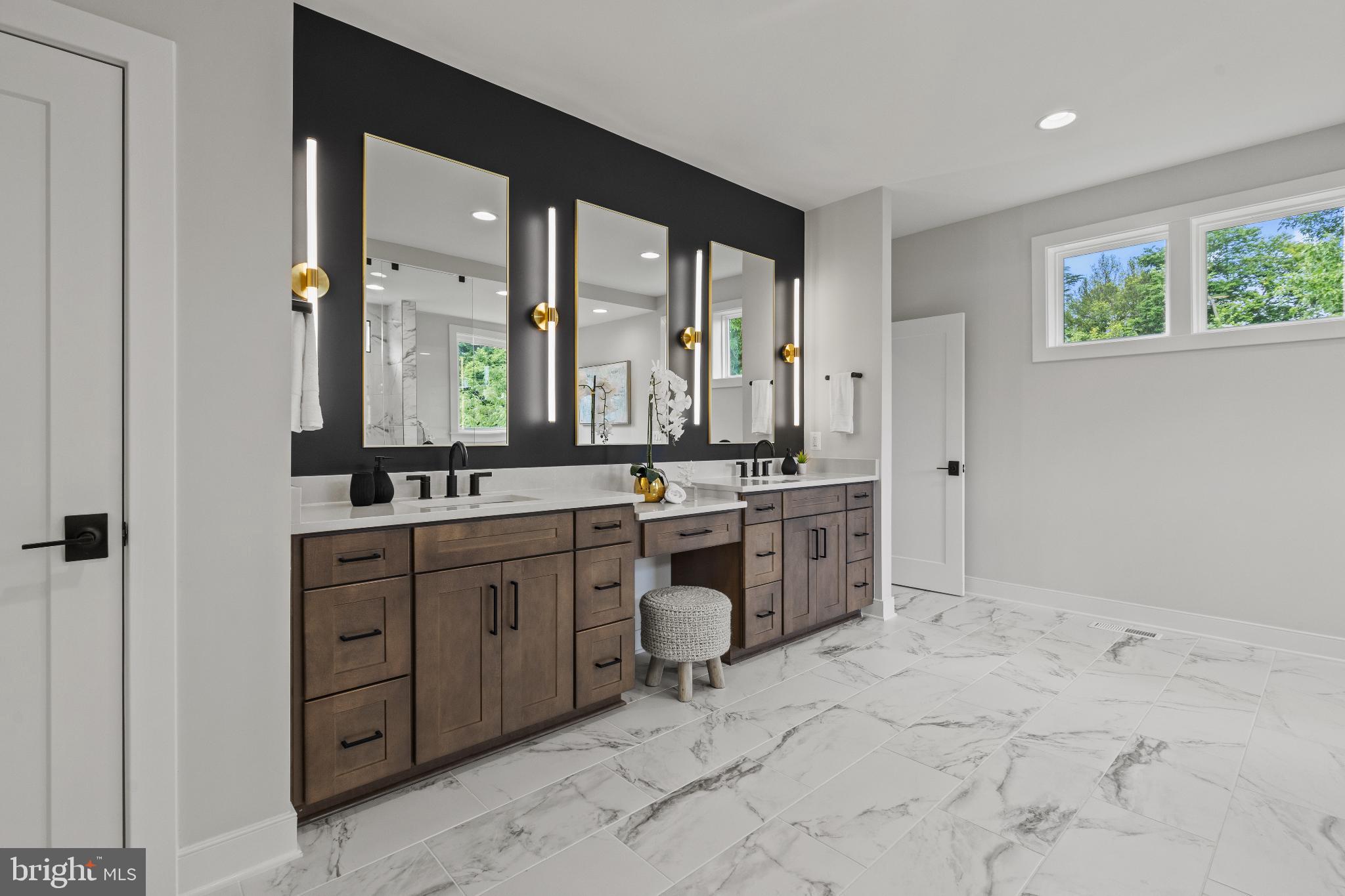 CHESTERBROOK GARDENS - Residential