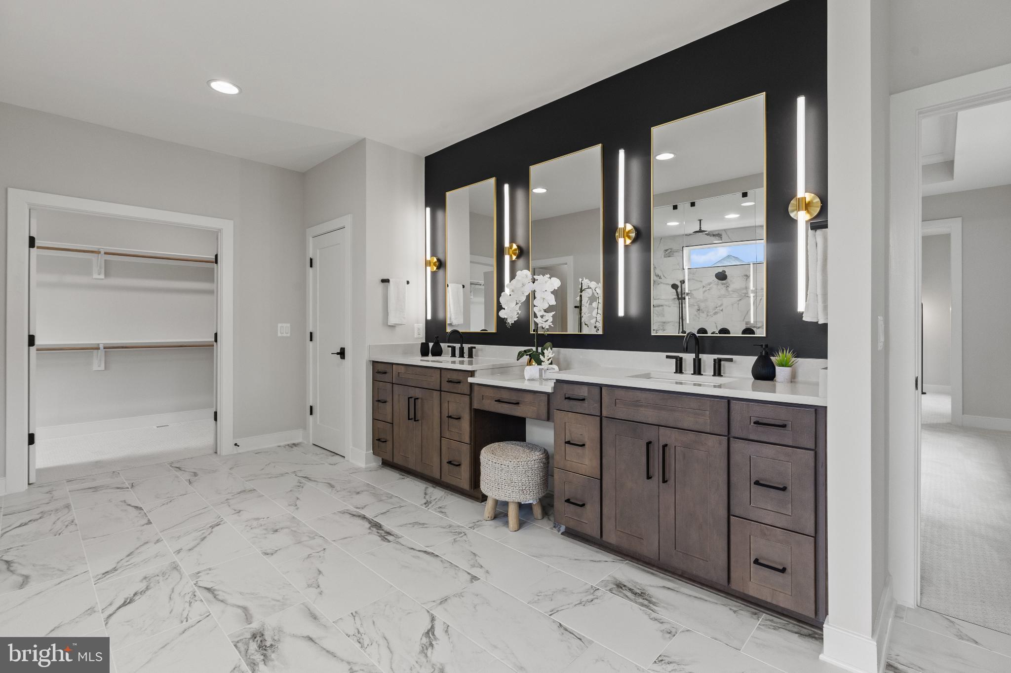 CHESTERBROOK GARDENS - Residential