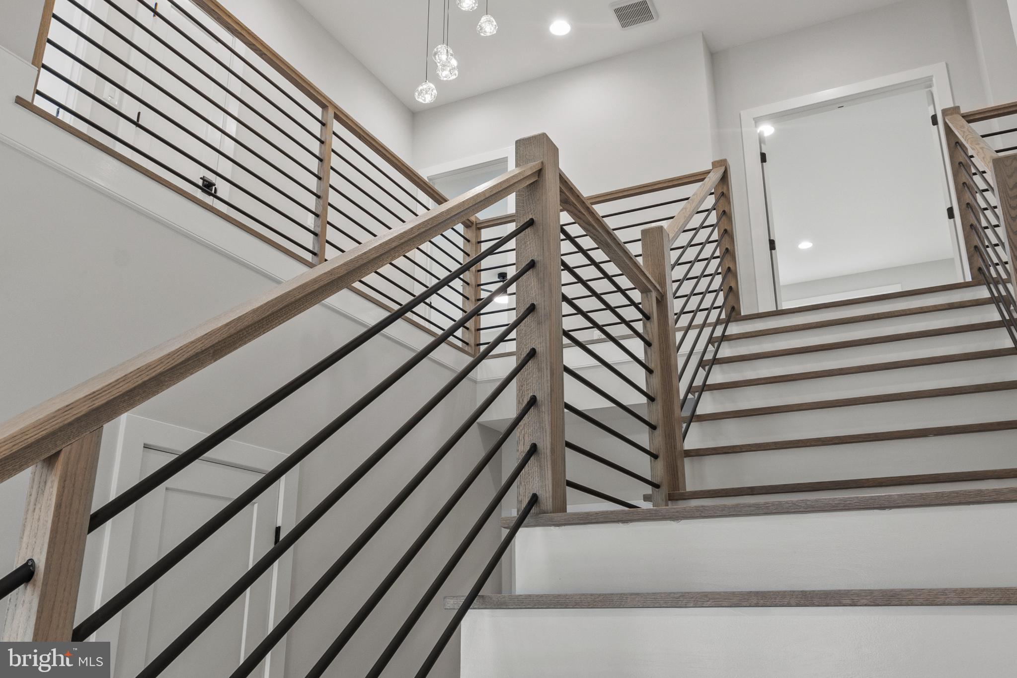 CHESTERBROOK GARDENS - Residential