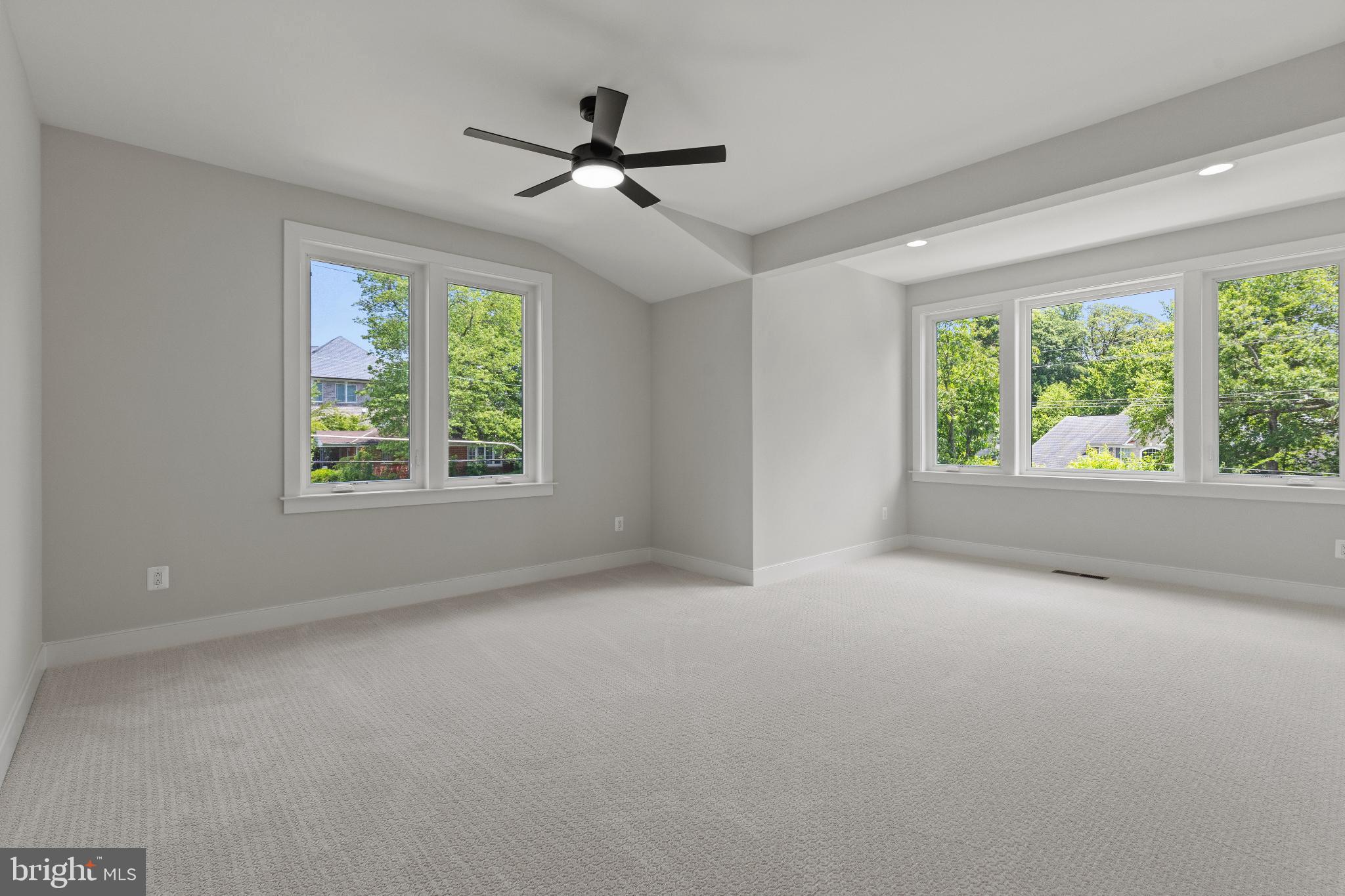 CHESTERBROOK GARDENS - Residential