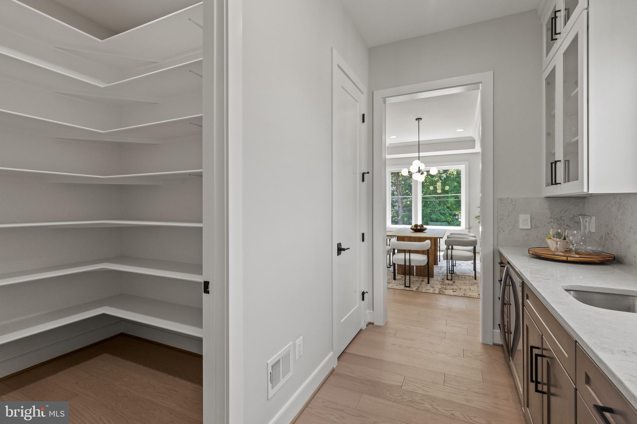 CHESTERBROOK GARDENS - Residential