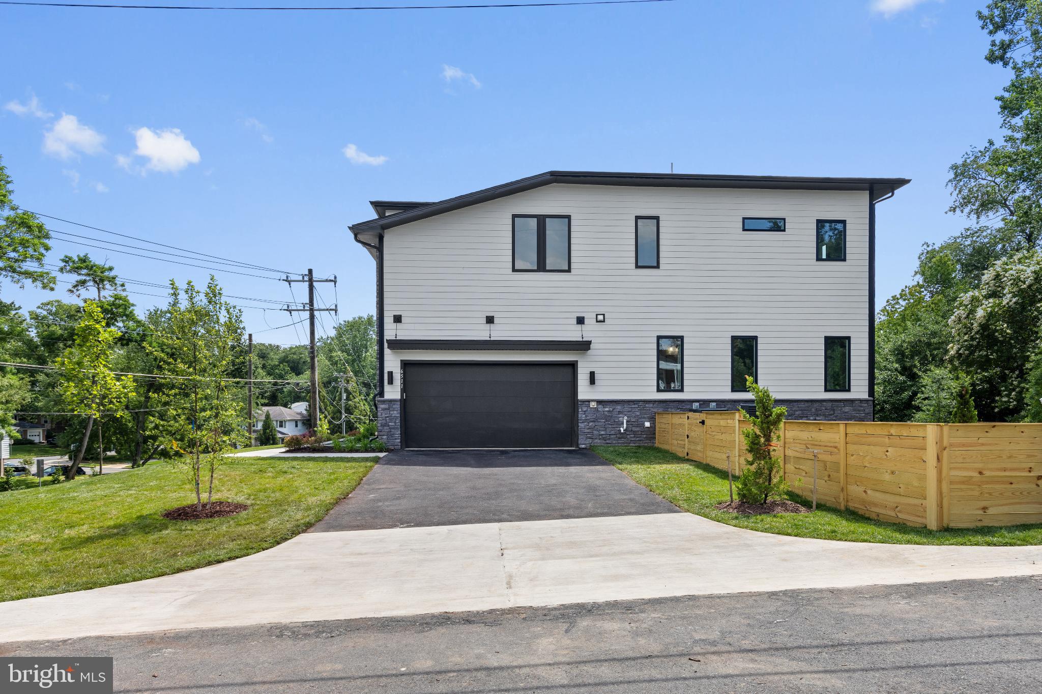 CHESTERBROOK GARDENS - Residential