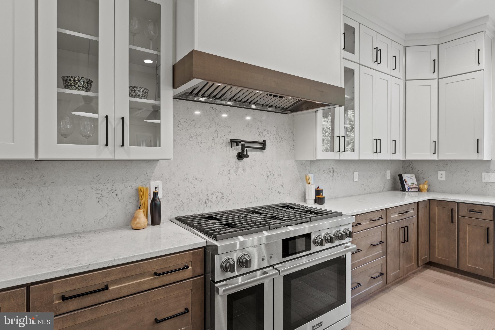 CHESTERBROOK GARDENS - Residential